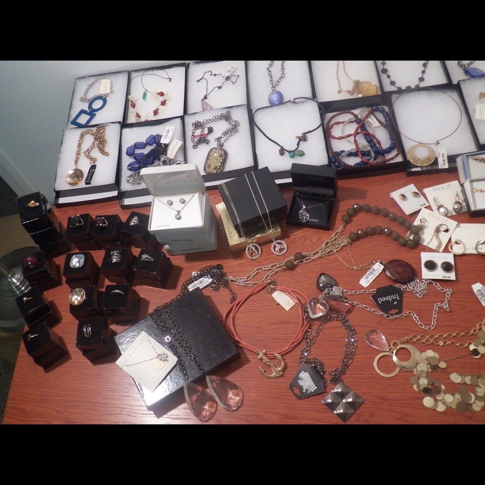 122 pc Lot of Macy’s Designer & Fine Jewelry
